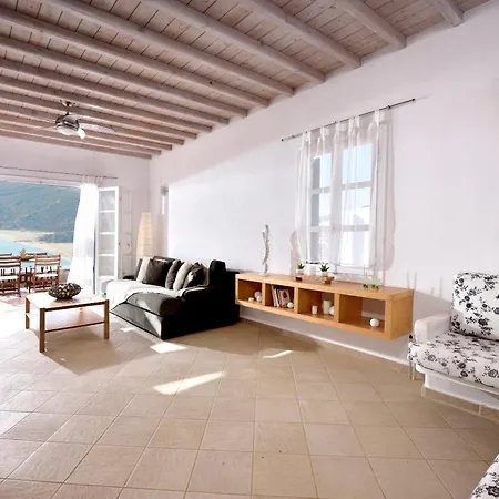 Wonderful Chrysta Villa Elia (Mykonos)
