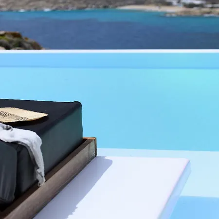 Wonderful Chrysta Elia (Mykonos)